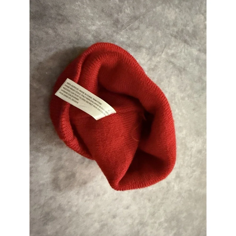 Nintendo Super Mario Mario Red Knit Stretch Beanie Hat M Logo 2014 MPN 026014